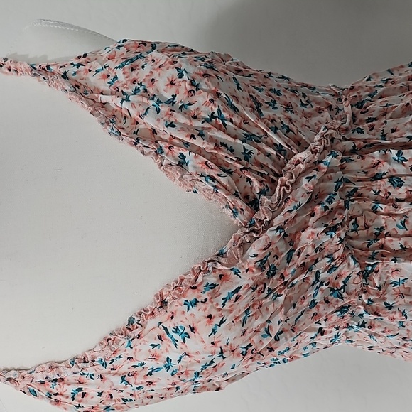 Floral Pink Sleeveless Dress - Picture 4 of 4